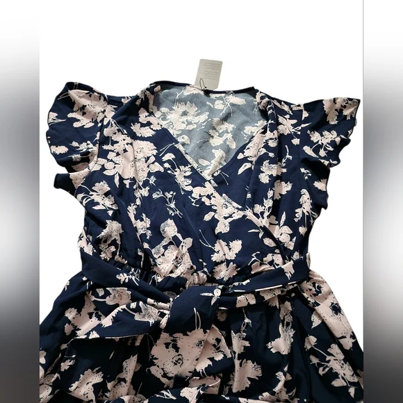 a.Jesdani sz 2X Butterfly sleeve faux wrap maxi dress NWT - Picture 4 of 6